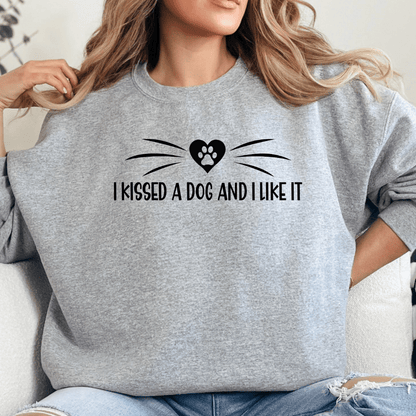 Sweatshirt I Kissed A Dog Funny Shirt