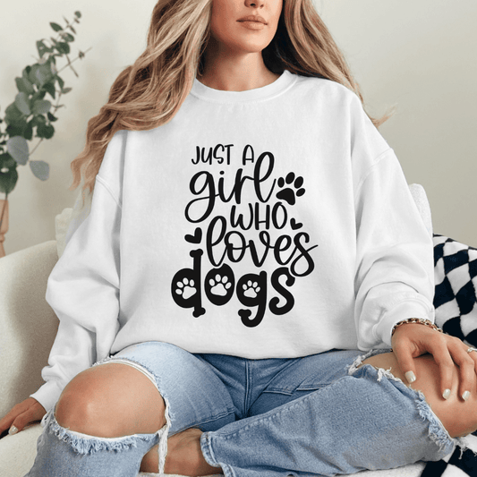 Sweatshirt White / S Just A Girl Who Loves Dogs Sweatshirt