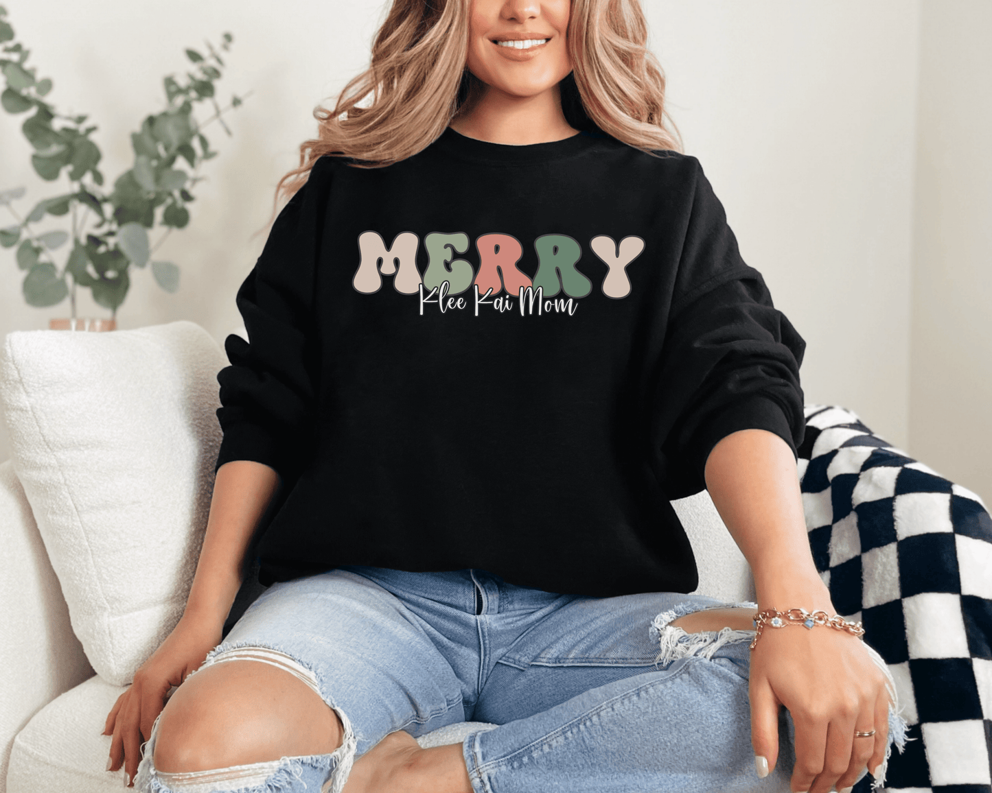 Sweatshirt S / Black Merry Klee Kai Mom Inspired Klee Kai Dog Mom Sweatshirt - Retro Vibes for Stylish Pet Lovers