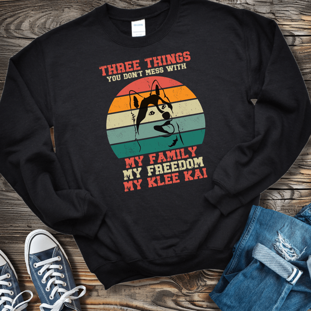 Sweatshirt Black / S Three Things Not To Mess With Sweatshirt