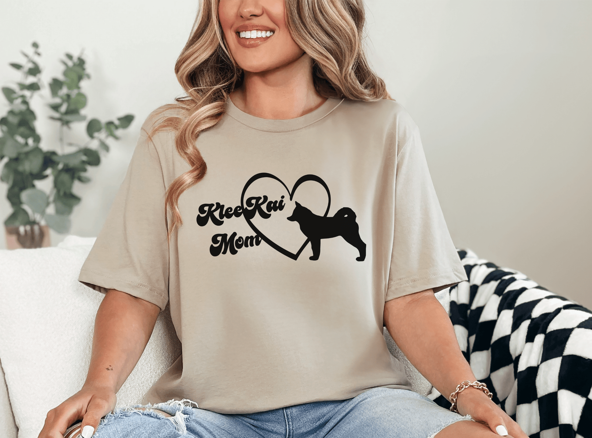 T-Shirt Tan / XS Klee Kai Dog Mom Retro Vibes T-Shirt